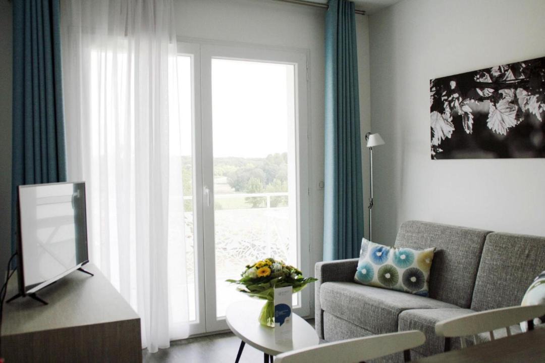 Photo of Livingroom in Jonzac