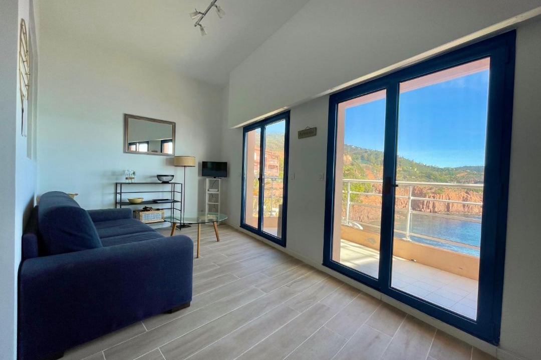 Photo of Livingroom in Le Trayas