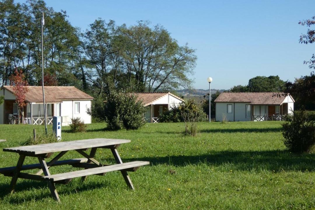 Photo of Buildings in Orist
