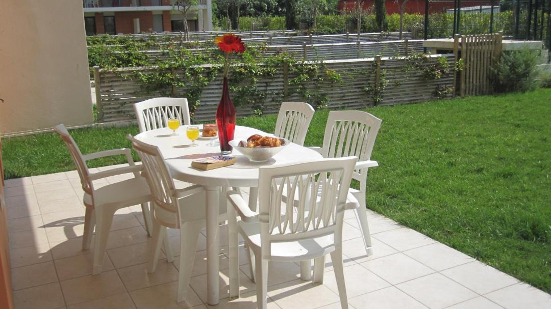 Photo of Patio Balcony in Villeneuve Loubet Beach