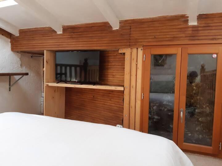 Photo of Bedroom in Villeneuve-Loubet