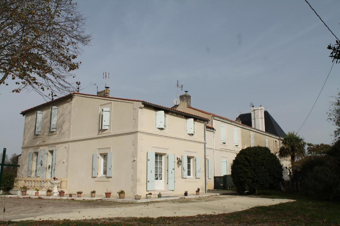 Photo of Others in Allas-Bocage