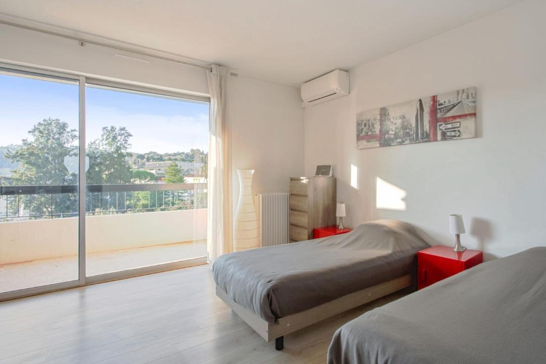 Photo of Bedroom in Villeneuve-Loubet