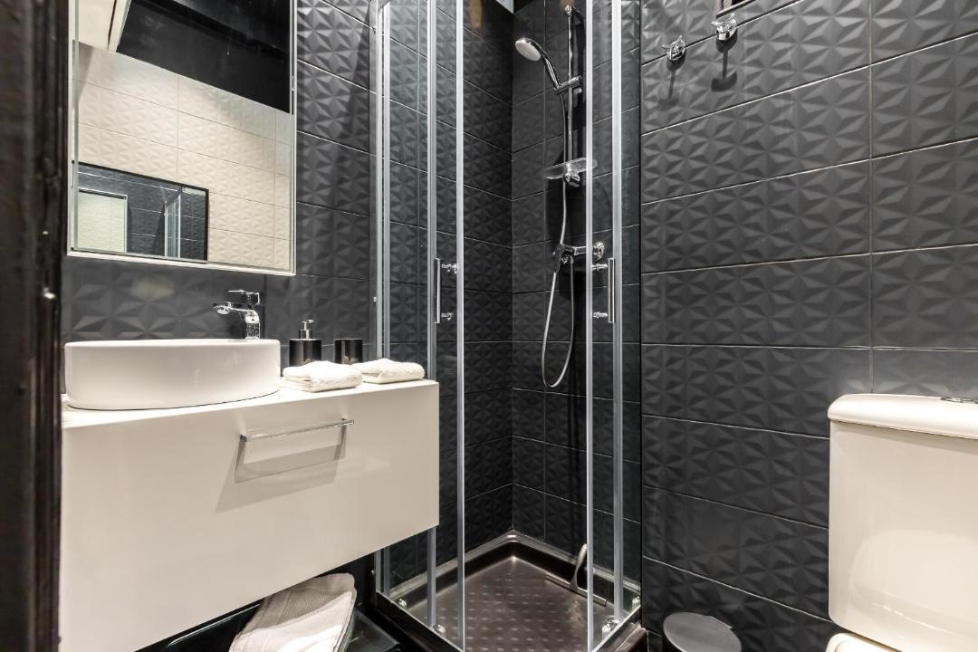 Photo of Bathroom in Vernier