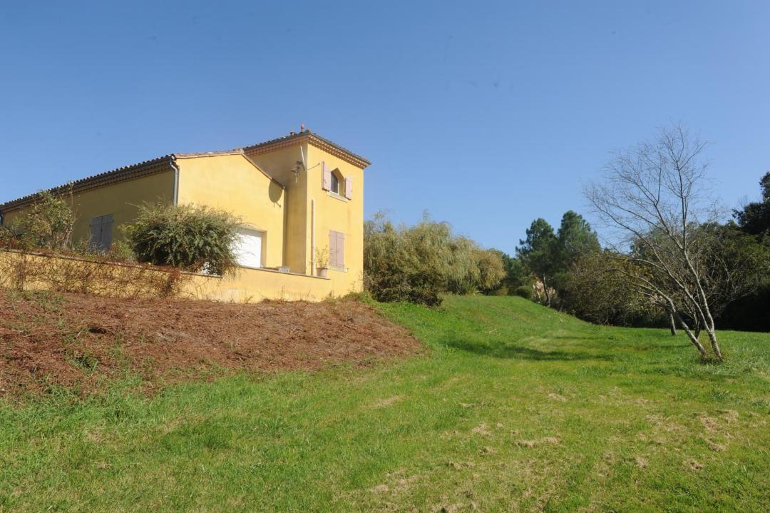 Photo of Others in Saint-Bonnet-sur-Gironde