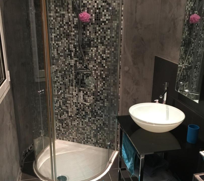 Photo of Bathroom in Castillon