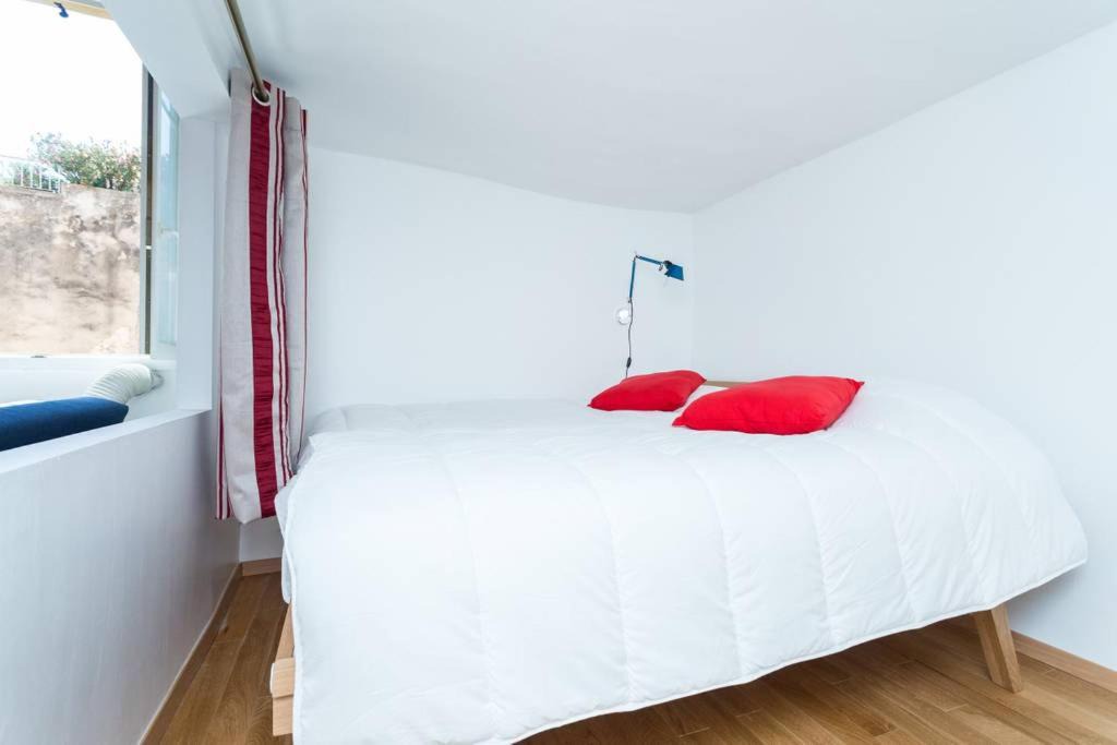 Photo of Bedroom in Villefranche-sur-Mer