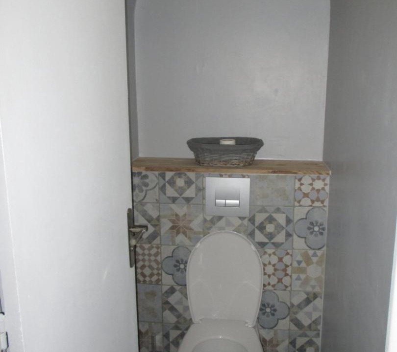 Photo of Bathroom in Vernier