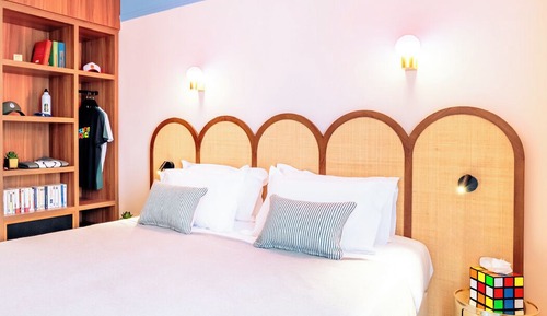Family Quadruple Room (2 adults & 2 children)