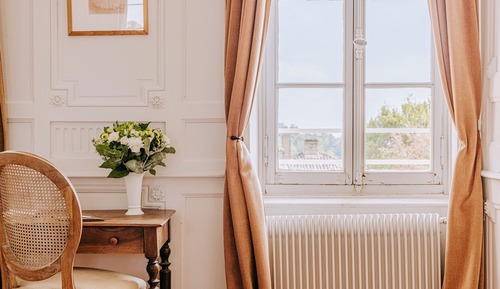 Room (Chambre 2016)