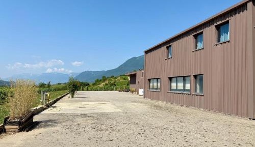 Three-Bedroom Apartment with Mountain View
