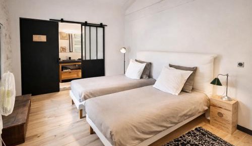 Deluxe Family Suite
