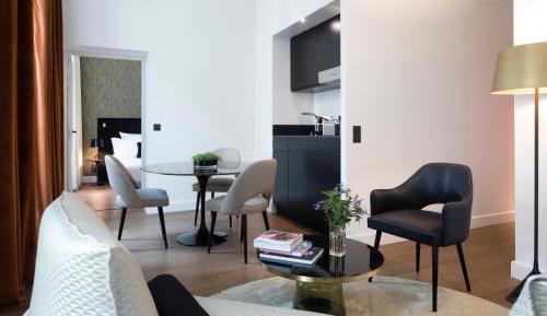 Prestige Suite