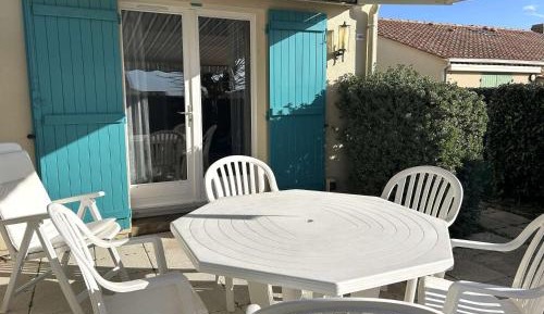 One-Bedroom House