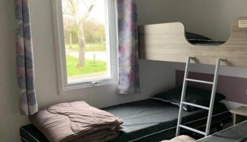 Mobile Home 4