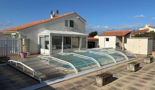 Three-Bedroom Vacation Home 