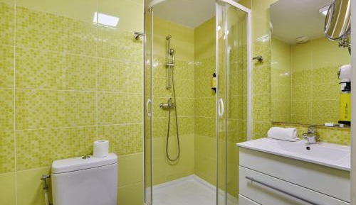 Standard Studio (2 Adults)