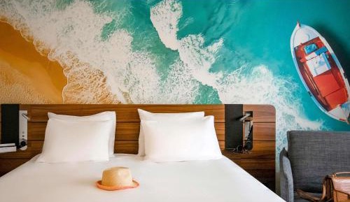 Classic Room with One Double Bed and One Single Bed