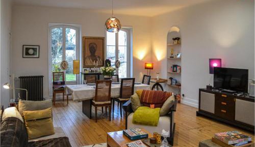 Three-Bedroom Vacation Home 