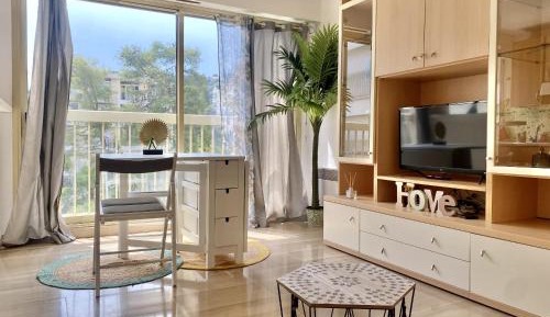 Studio Apartment
