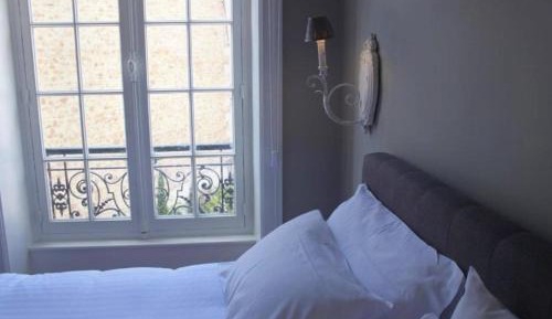 Bright Comfort Grand Studio