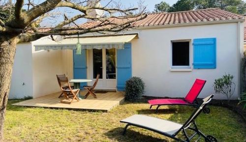 Holiday Home (6 Adults)