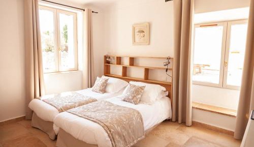 Double Room Number 14 with Terrace and Mountain View
