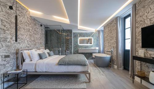 Suite with Balcony