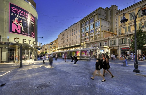 Carre d'Or Hotel | Mercure Nice Centre Grimaldi