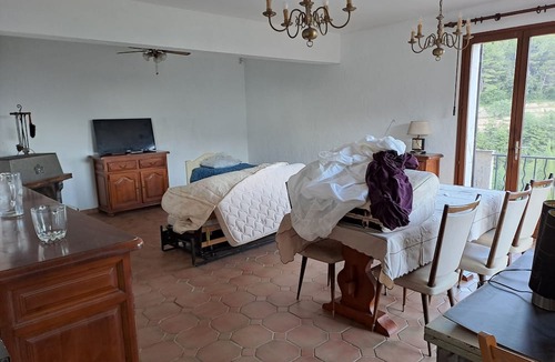 Castellar House | Holiday rental 7 km from the sea in the heights of menton