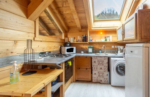 Saint-Colomban-des-Villards Apartment | Apartment 'Petit Appartement' with Mountain View, Private Terrace and Shared Garden