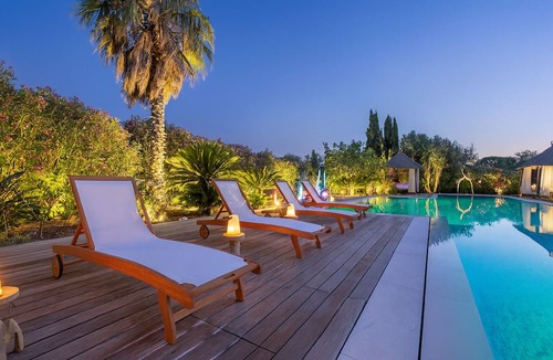 Grimaud Villa | Villa Provençale with Exceptional 25m Mirror Pool - 6 to 7 Pers.