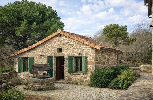 Saint-Estephe House | Cottage in former bakery in Dordogne