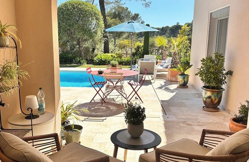 Valbonne House | Charming villa with swimming pool & petanque court, 5 minutes from Valbonne