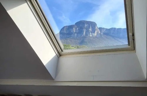 Saint-Alban-Leysse House | House between lakes and mountains with swimming pool