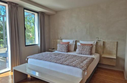 Carignan-de-Bordeaux Hotel | Domaine De La Peyrine