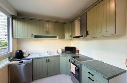 Ile de Nantes Palais des Congres Apartment | Le Cocon du Bord de Loire ! Appartement spacieux pour 6 personnes avec terrasse & parking