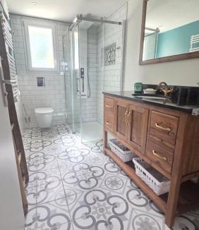 Candresse House | Gîte de Famille avec Jacuzzi, location longue ok