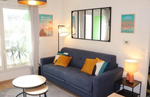 Cenon Apartment | T3 garage privé-Clim-Loggia 9m2- Tram A 50m