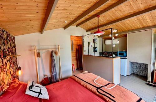 Montignac House | Cabane romantique climatisée avec piscine en pleine nature