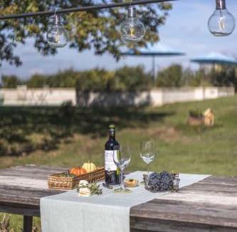 Les Esseintes Bed & Breakfast | Maison des Quatre Saisons