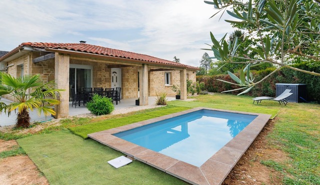 Périgord House: Private Terrace, Wi-Fi & Air Conditioning