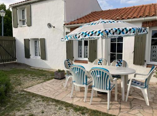 EP000-029 Mais 3 pièces et annexe- 6 couchages - L'EPINE