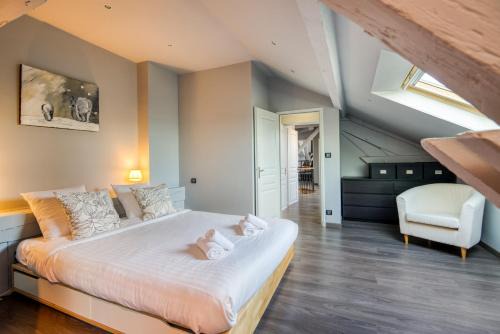 Duplex de 115m2 dans un bâtiment chic historique - Le Belvédère St Nicolas